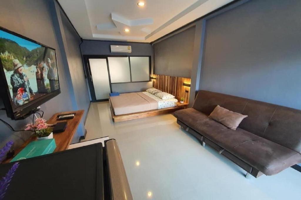 Oyo 75305 T Park Pak Chong Hotel Mu Si Exterior photo
