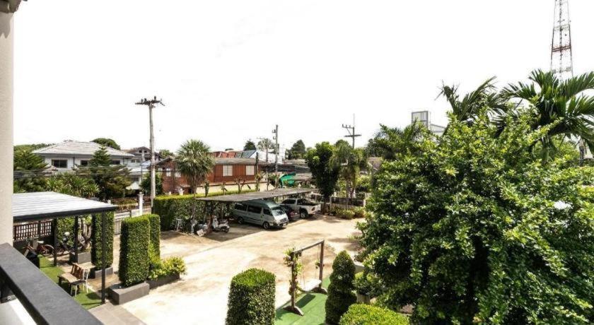 Oyo 75305 T Park Pak Chong Hotel Mu Si Exterior photo